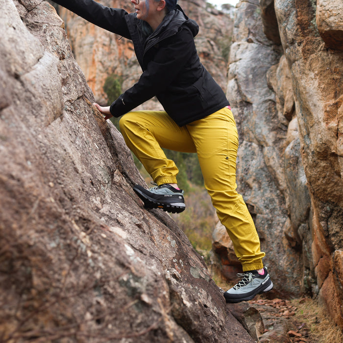 Ocun Sansa Pant - M - Yellow Antique Moss - The Climbing Shop